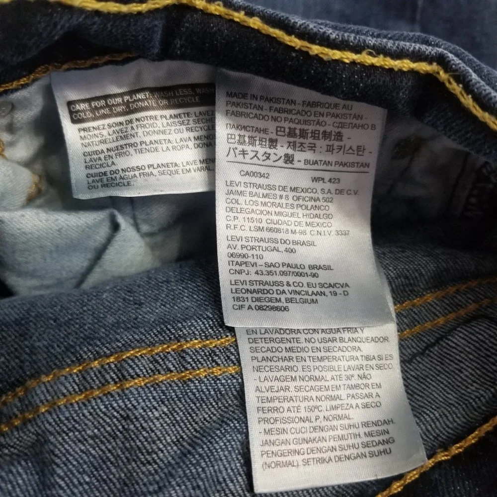 LEVI'S STRAUSS & CO. 511 Men’s‎ Jeans
